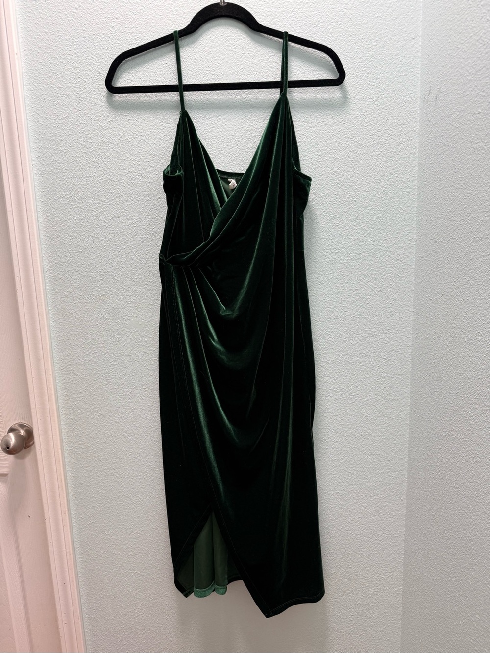 Missuee Green Velvet Midi Dress - Size L - Picture 2 of 6